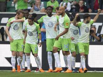 Wolfsburg sa udržal medzi nemeckou elitou v I. bundeslige, zvládol baráž proti Kielu