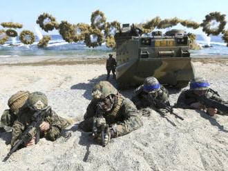 Pentagon na neurčito zrušil další vojenská cvičení s Jižní Koreou