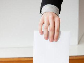 Nový prieskum: Voľby by zrejme priniesli pat, nikto by nezložil vládu