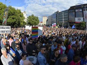 Tisícky ľudí vyšli do ulíc, demonštrovali za slušné Slovensko