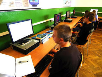 Hrozí školám, že ostanú bez internetu? Podľa ministerky to je možné