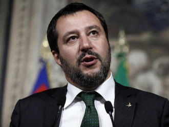 Varovanie kontroverzného talianskeho ministra: Odkaz o utečencoch, ktorým Európu nepotešil