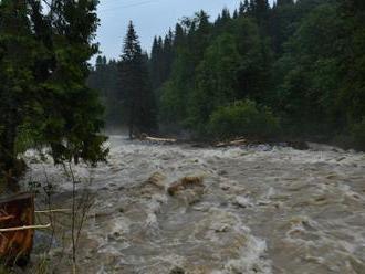 Meteorológovia varujú. Na severe Slovenska hrozia povodne