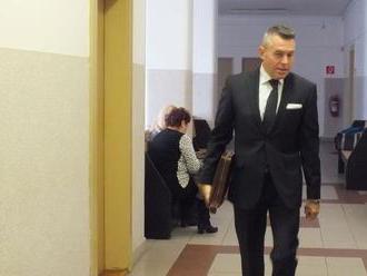 Smerácky exposlanec Jánoš definitívne nespáchal zločin v kauze týrania ženy a dcéry, rozhodol súd