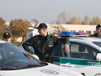 Polícia zadržala v blízkosti východnej hranice Ukrajinca a 12 Vietnamcov
