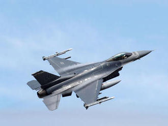 Rezort obrany potvrdil, že pri stíhačkách F-16 je zatiaľ započítaný servis iba na dva roky
