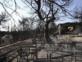 Počet obetí požiarov v okolí Atén stúpol na 91, ďalších 25 osôb je nezvestných