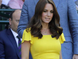 Kate rozžiarila Wimbledon: Žlté šaty, štíhly driek a okolo samé celebrity!