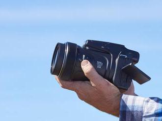 Nikon predstavil kompakt so 125-násobným optickým priblížením