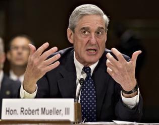 Trump naznačil možnost zbavit Muellera bezpečnostní prověrky