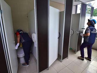 Jihokorejky se vzbouřily proti epidemii šmíráckých kamer na záchodcích