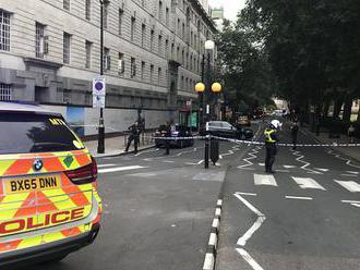 Nehoda ve Westminsteru nemusela mít teroristické pozadí, věří vyšetřovatelé