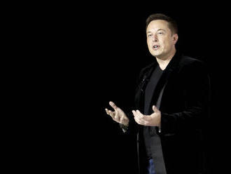 Elon Musk řádí na Twitteru