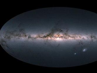 Astronómovia zvážili galaxiu. Má hmotnosť ako 960 miliárd Sĺnk