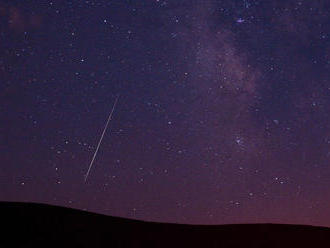 Nenechajte si ujsť úžasné vesmírne divadlo: Tento víkend oblohu pokreslia zvyšky kométy