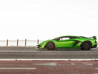 Lamborghini Aventador SVJ will make you green with envy     - Roadshow