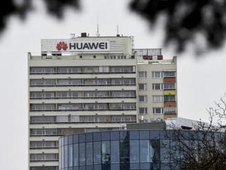 Huawei v ČR loni za 11 měsíců zvýšil prodej mobilů o 19 procent