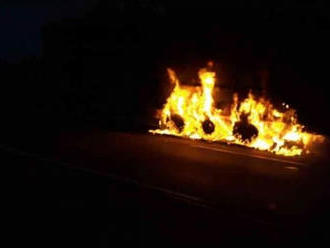 Požár návěsu zastavil provoz na dálnici D1, oheň způsobil škodu za 300 tisíc korun