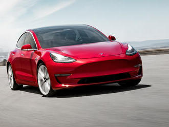 Tesla Model 3 konečně může na evropský trh. Levná není...