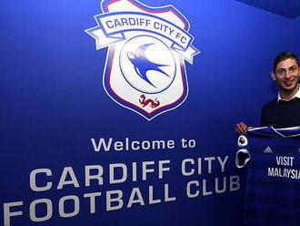 Letadlo s milionovou fotbalovou posilou Cardiffu zmizelo. Pátrání je neúspěšné