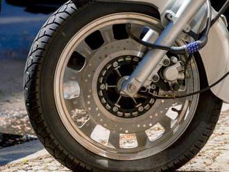 Umíte správně číst značení pneumatik na motorku?