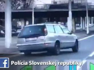 VIDEO: Zbláznili sa snáď vodiči v Bratislave? Polícii unikal už tretí hazardér a to za bieleho dňa