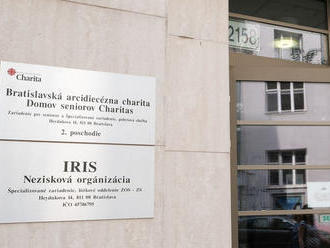 Kauza domova Iris: Falošnú ošetrovateľku súd prepustil z väzby