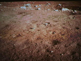 Čínska sonda Chang'e 4 pristála na odvrátenej strane Mesiaca