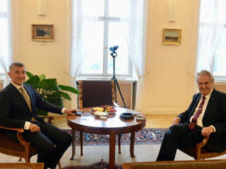Zemanův expertní tým řešil vztah k EU či tureckou ofenzivu