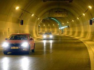 Pražský tunel Blanka byl po čtyřech letech provozu zkolaudován