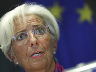 Lídři EU na summitu potvrdili jmenování Lagardeové do čela ECB