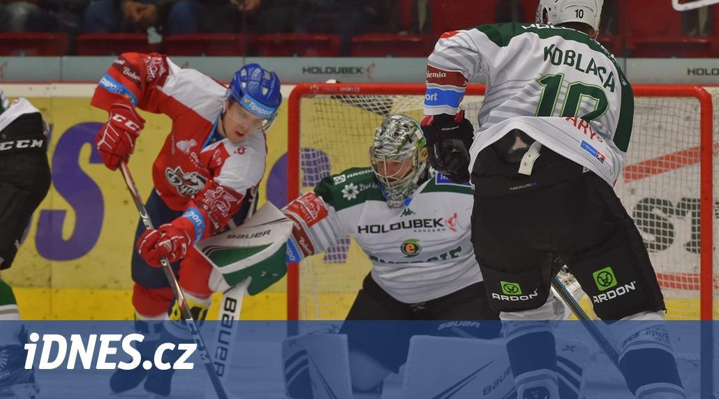 ONLINE: Plzeň hraje v Litvínově, Pardubice přijely na západ s juniory