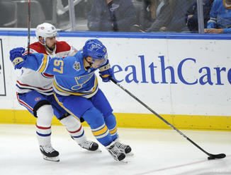 Tatar prispel asistenciou k víťazstvu Montrealu na ľade St. Louis