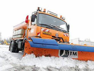 Budou státní silnice opět pod sněhem? ŘSD slibuje, že obavy jsou zbytečné