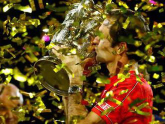 Roger Federer cruises to 10th Swiss Indoors title in Basel