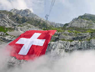 Vo Švajčiarsku sa konajú parlamentné voľby