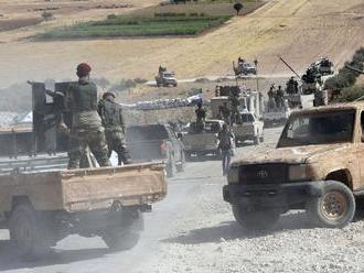 Sýrske jednotky vstúpili do Tal Tamru, ďalšie sily postupujú k tureckej hranici