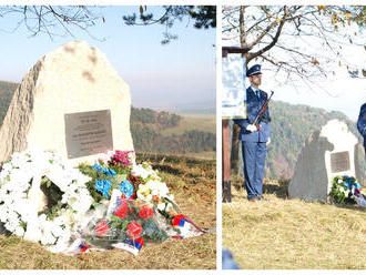 Pri Štefanovciach odhalili pomník vojenskému letcovi