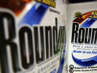 Sporný herbicíd Roundup sa stále používa
