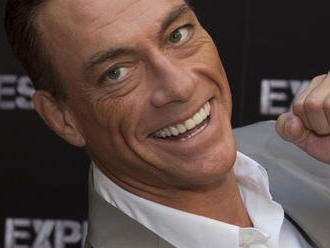 Jean-Claude van Damme má 59 rokov: Aha, čo vystrája v lietadle!
