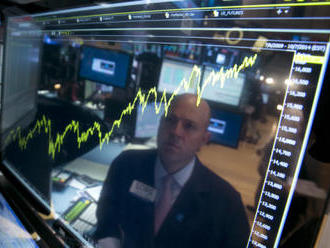 Akciový index Dow Jones poprvé překonal 28.000 bodů