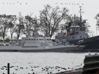Kommersant: Rusko před normandským summitem vrátí Ukrajině lodě