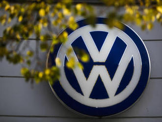 Volkswagen snížil střednědobý výhled provozního zisku a tržeb