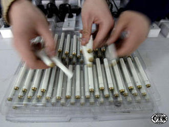 Adiktolog: Elektronické cigarety vyzkoušelo 40 procent 16letých