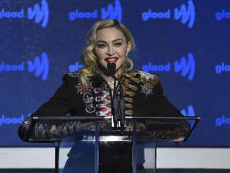 Madonna zrušila nejbližší koncerty kvůli bolestem