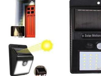 Solárne svetlo s detektorom pohybu 30 LED - vhodné do exteriéru a nepotrebuje žiadne káble.