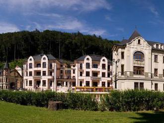 Hotel Most Slávy Trenčianske Teplice ponúka liečebné procedúry, masáže, bazény, vírivky a sauny.