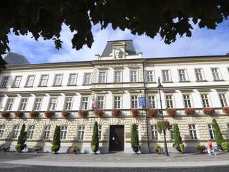 Ústavný súd odmietol sťažnosť na voľby starostu Žehne