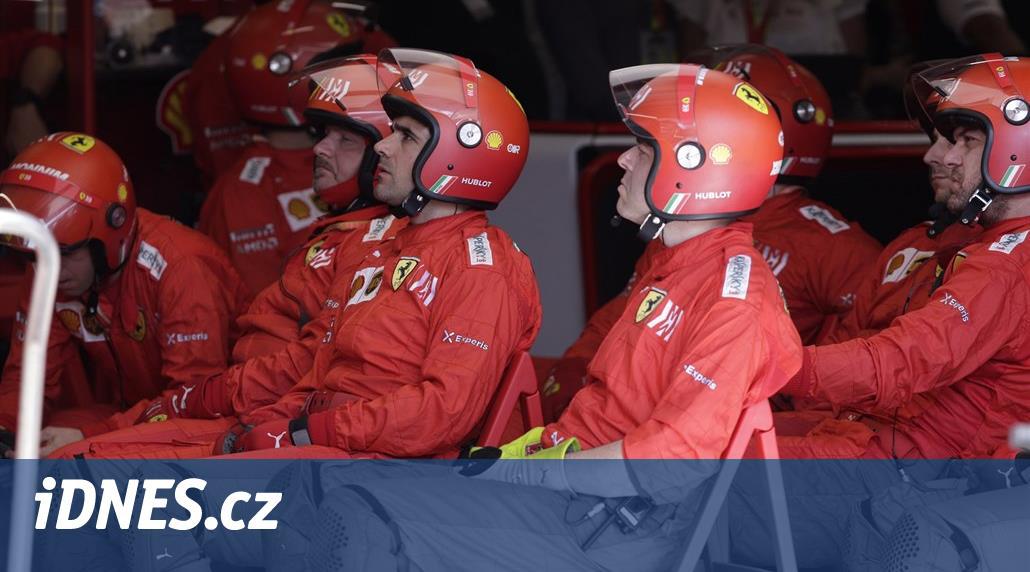 Tvrdý boj ve Ferrari. Vettel a Leclerc obviňují jeden druhého - iDNES.cz