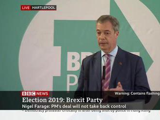 Farage: V britských volbách podpořím Johnsona
